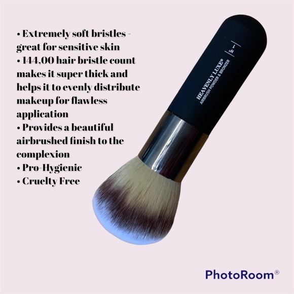 IT Cosmetics Bye Bye Pores Silk Airbrush Powder & Heavenly Luxe Brush N°1 - Picture 3 of 4